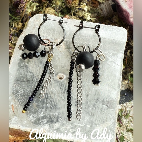 Alquimia Jewelry - Goth black onyx fringe hoops